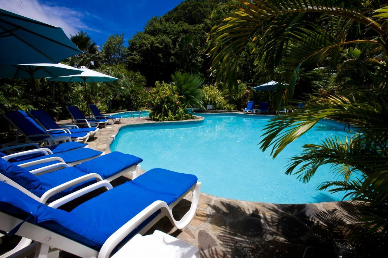 Young Island Resort Calliaqua Екстер'єр фото