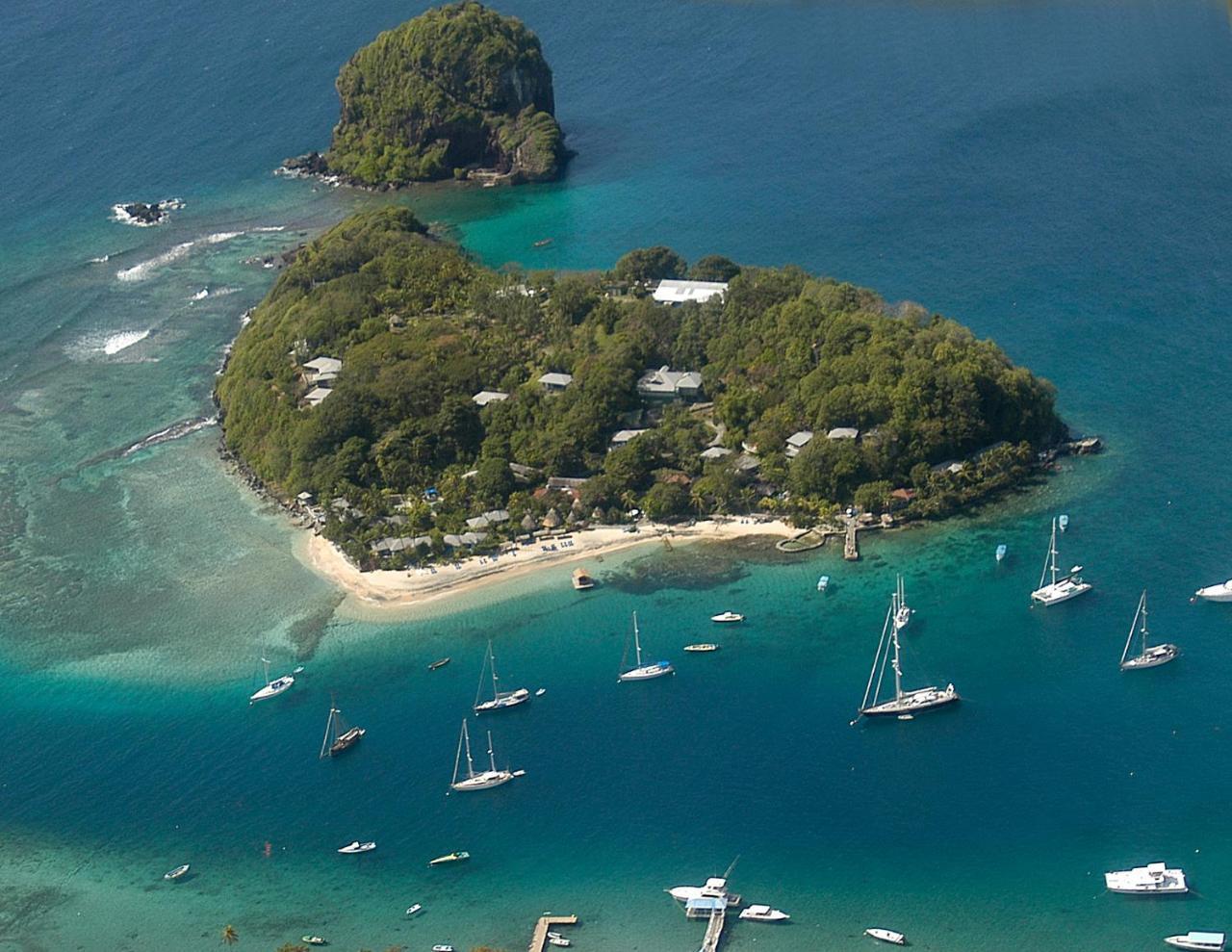 Young Island Resort Calliaqua Екстер'єр фото